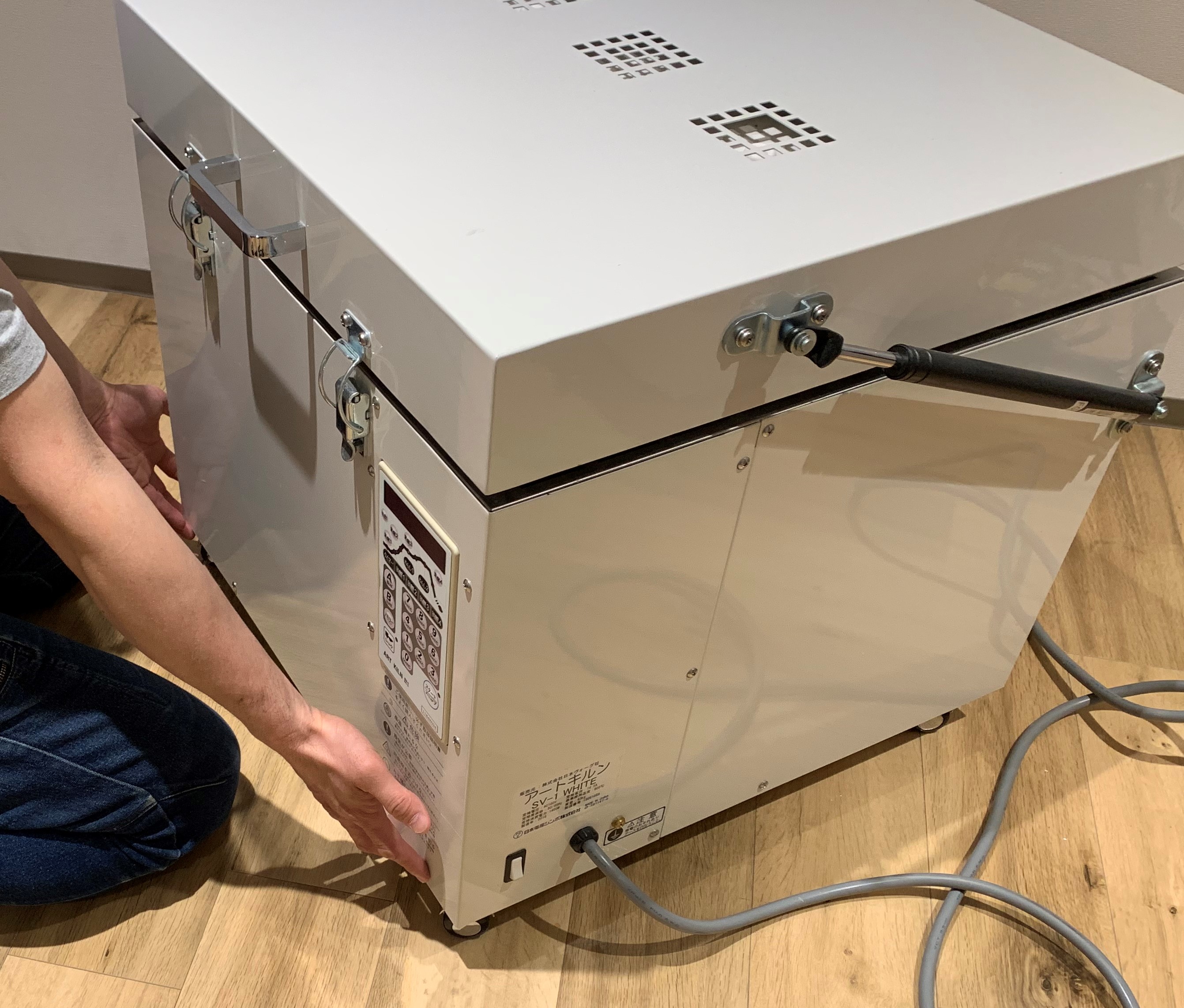 電気釜　アートキルン SV1 ホワイト 電気釜 アートキルン SV1 ホワイト ポーセラーツ・ポーセリンアートの